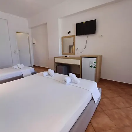Velco Bb Couette-café Himarë