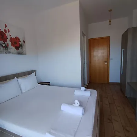 Velco Bb 3* Himarë